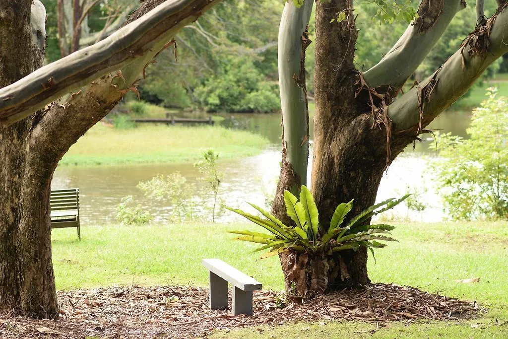 Mccarthy Lake House Guest House Maleny